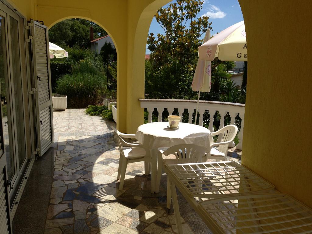 Apartment D&D Malinska Dış mekan fotoğraf